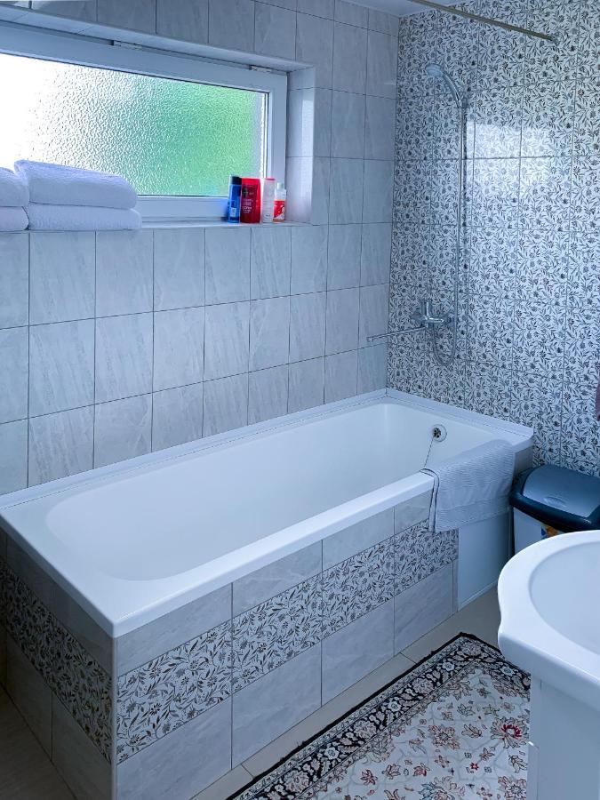 Apartamentai Birzuose, Double Bedroom And Single Bedroom Apartments Biržai Zewnętrze zdjęcie
