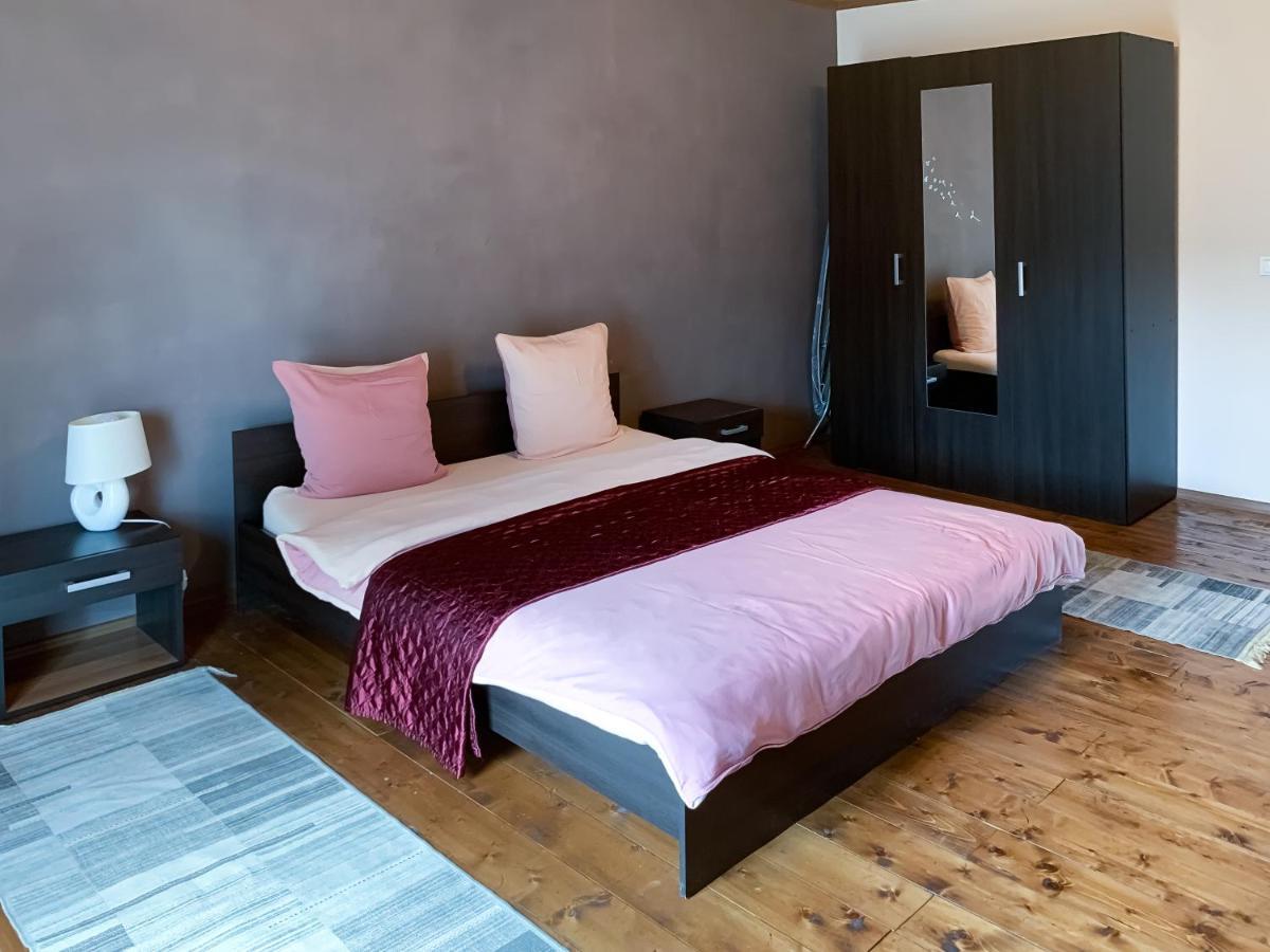 Apartamentai Birzuose, Double Bedroom And Single Bedroom Apartments Biržai Zewnętrze zdjęcie